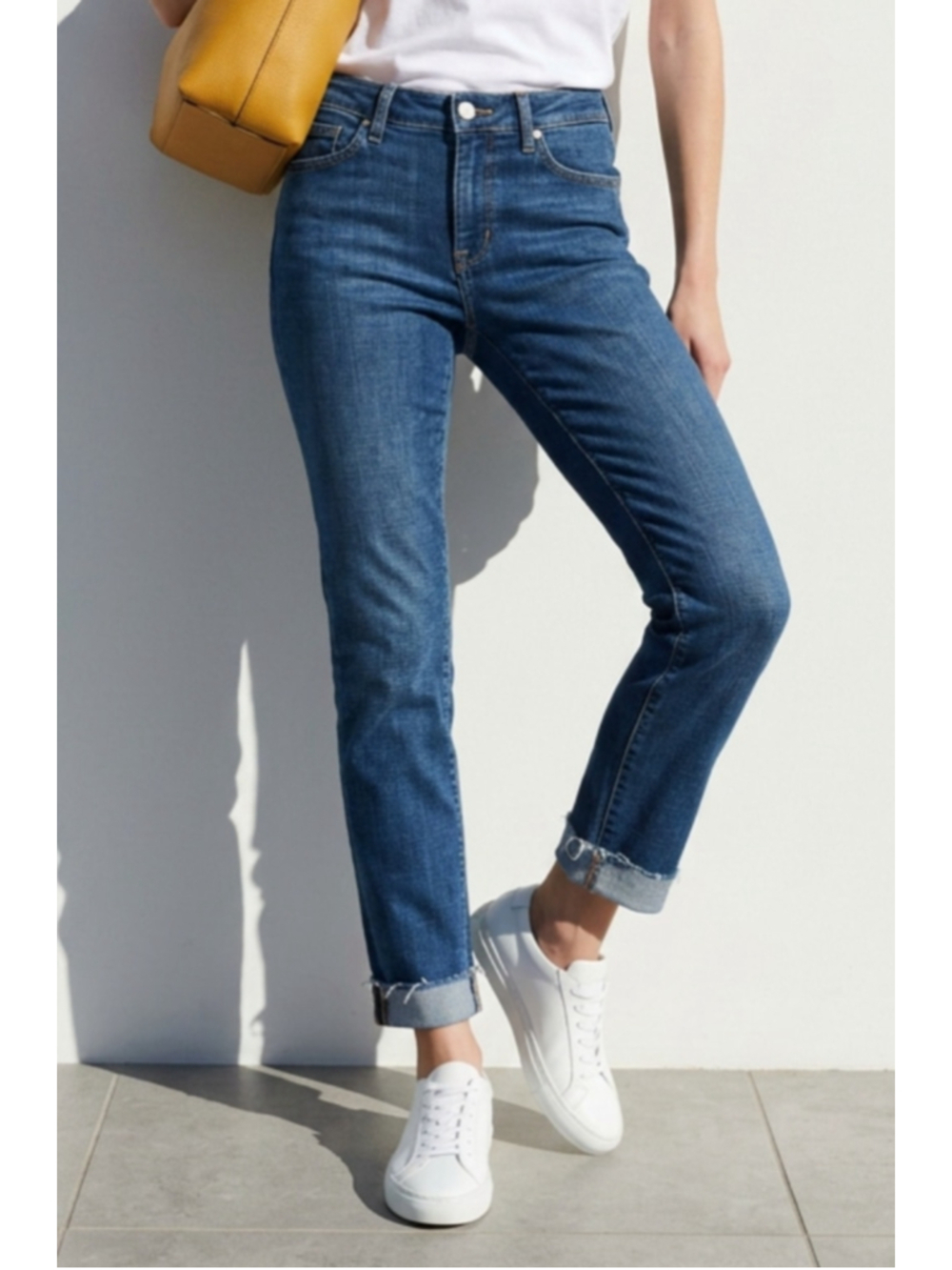 Levi's Blue 311 Shaping Skinny Jeans Sz 29 Medium Dark Wash Like New Distressed